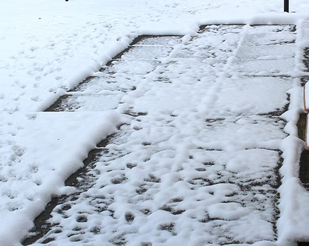 Paving stones of the kind a griddle stands on